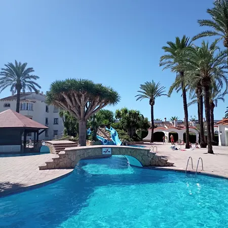 Apartamento Con Piscina Y Chiringuito